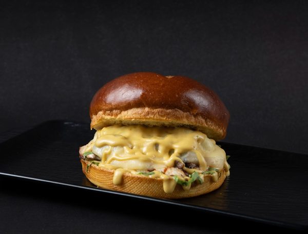 Swiss & Mushroom Chicken Burger سويس اند مشروم تشكن برغر